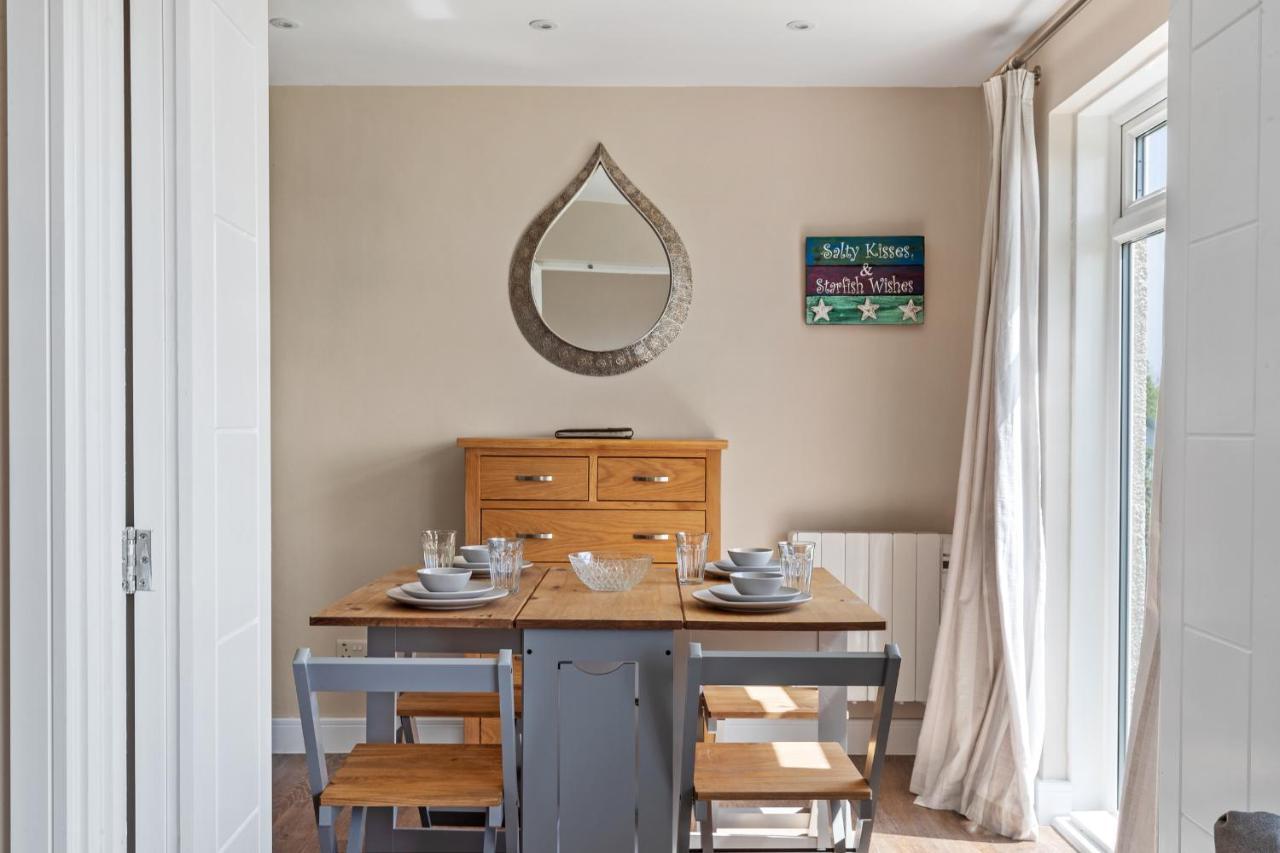 Salty Kisses - Sea Front Aparment Apartment Hodgeston Exterior foto